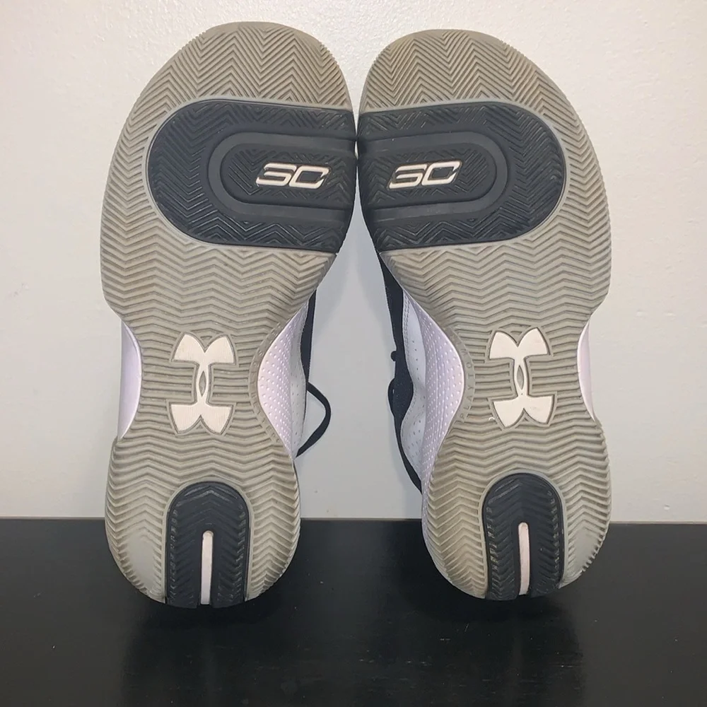 Under Armour‎ SC 3ZERO IV Men's Athletic Shoes Sneaker Size 11.5.